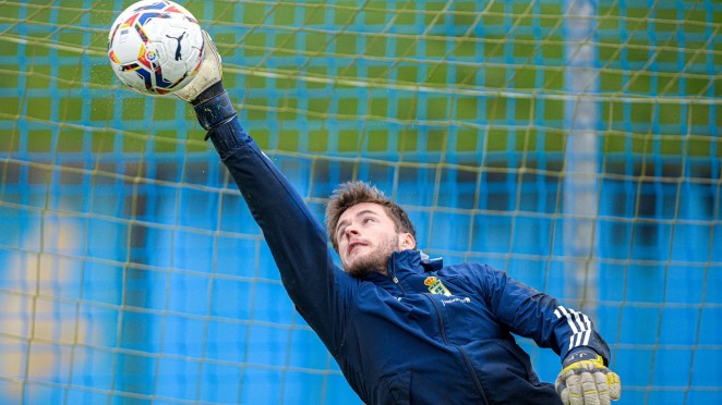Femenías despeja el debate en la portería