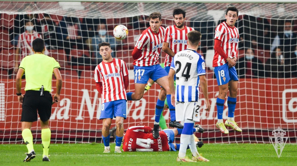 falta en contra sporting