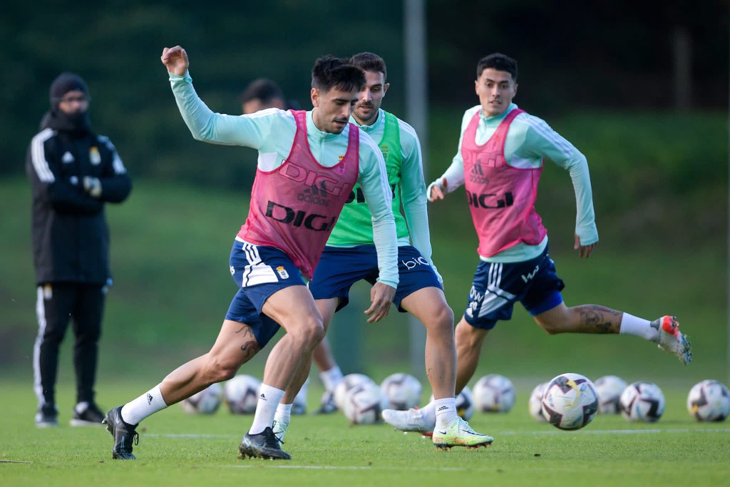Costas, Lucas y Rama, con Cervera de fondo. 