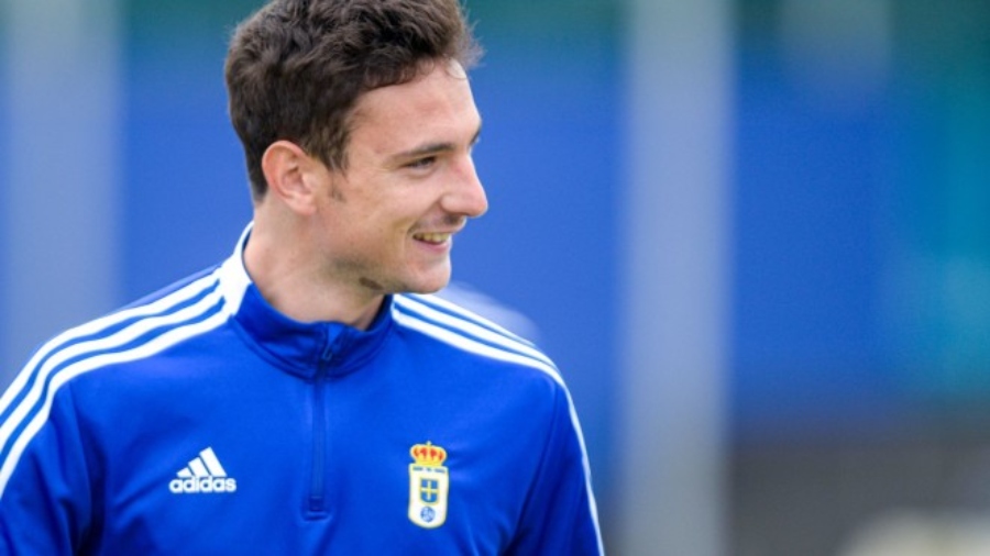 Borja Sánchez entrena con sus compañeros