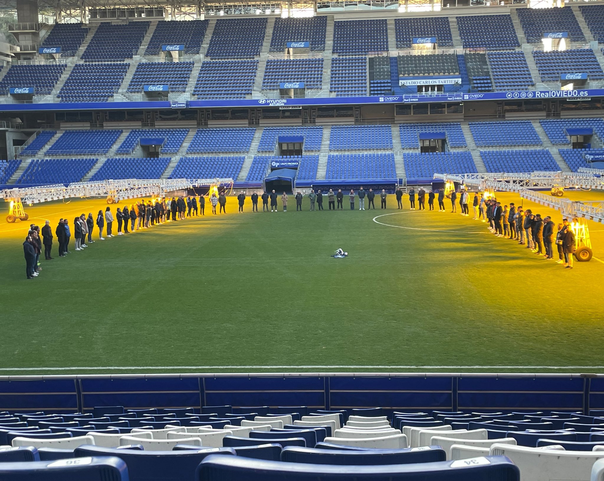 Minuto de silencio por Pelayo Novo