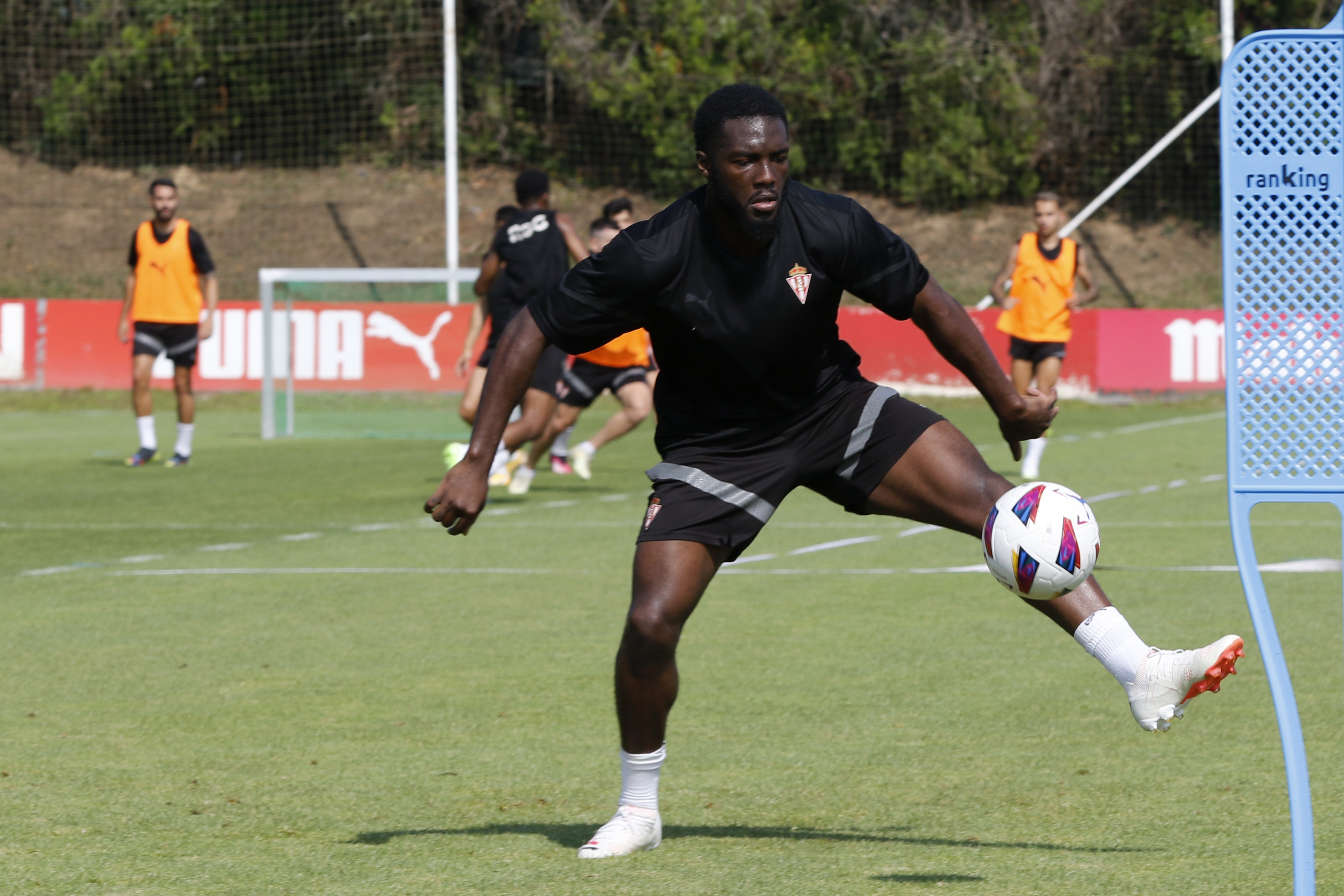 Axel Bamba
