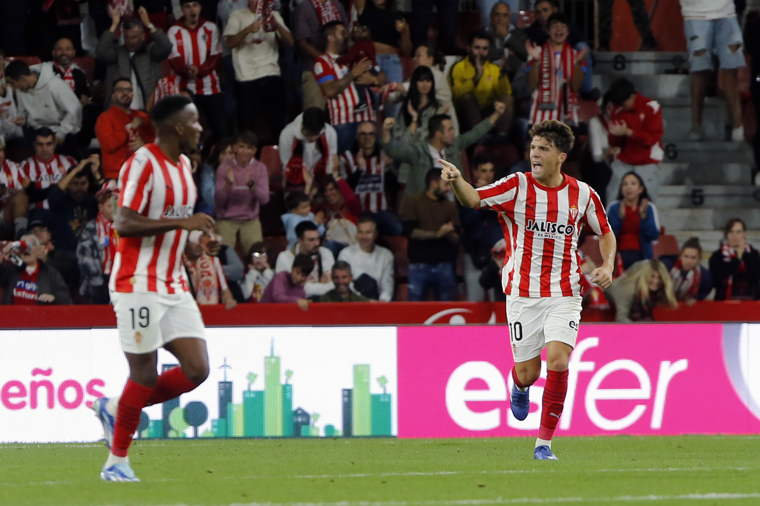 Otero y Nacho Méndez