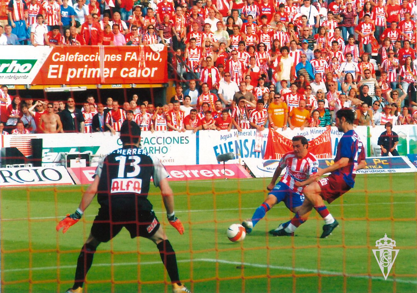 Gol luis Morán