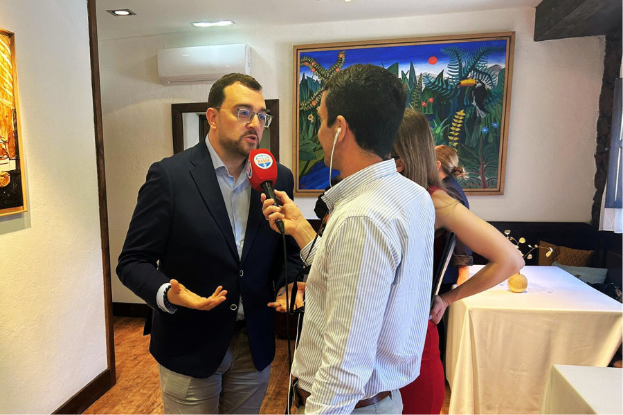 Adrián Barbón