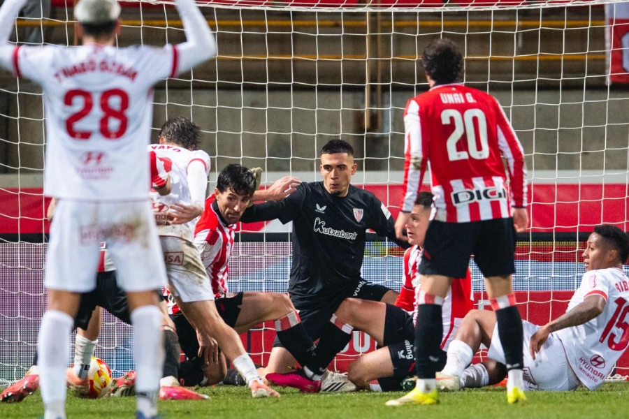 Cultural Leonesa y Athletic