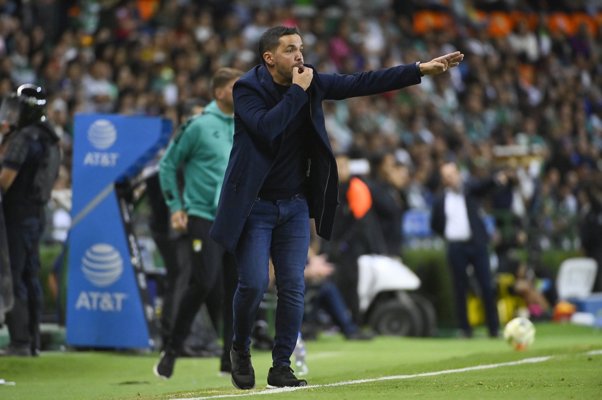 Nicolás Larcamón