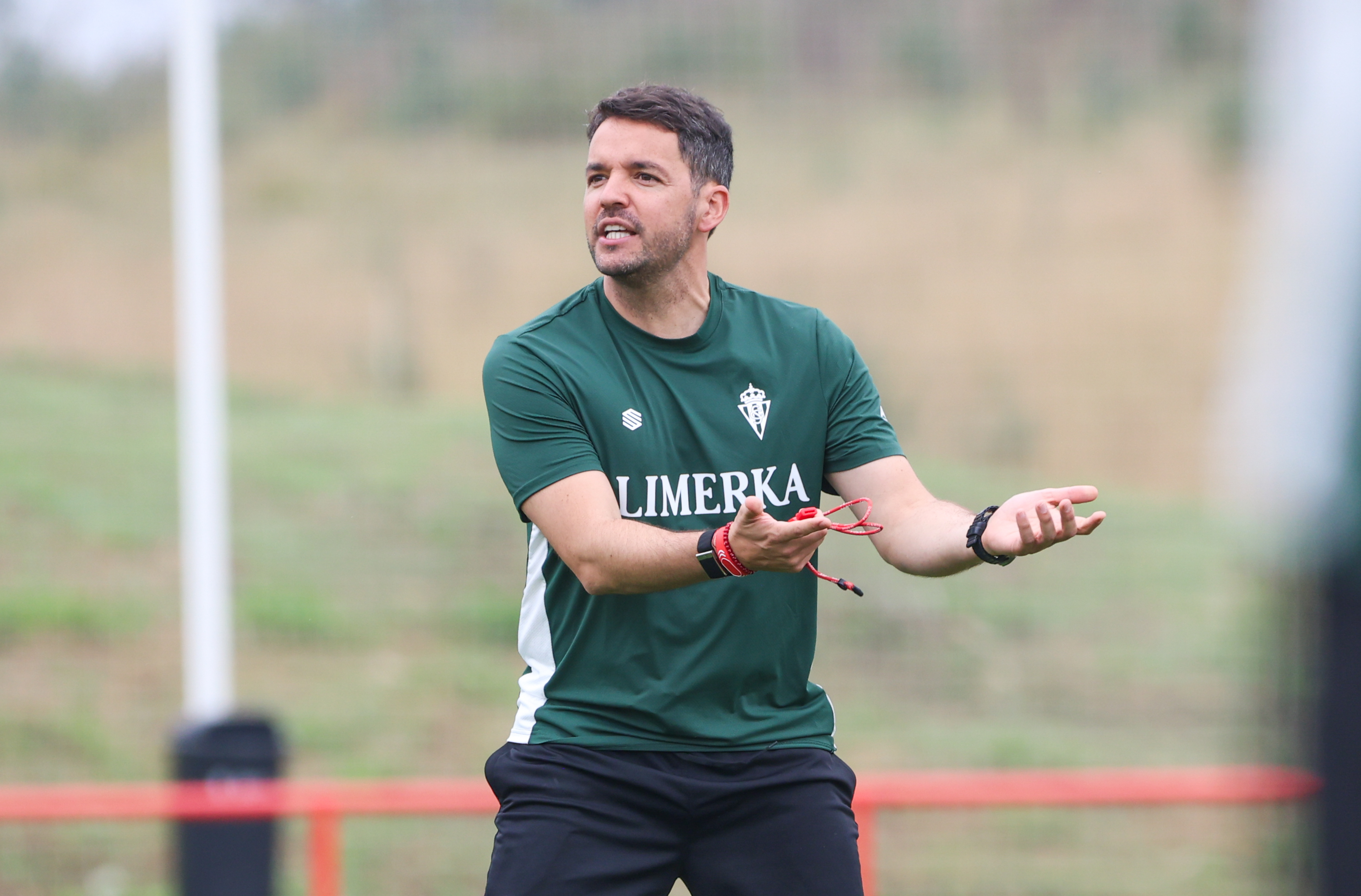Nicolás Larcamón