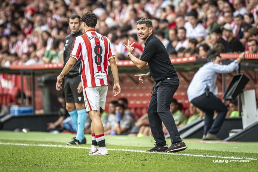 Nicolás Larcamón y Manu Rodríguez